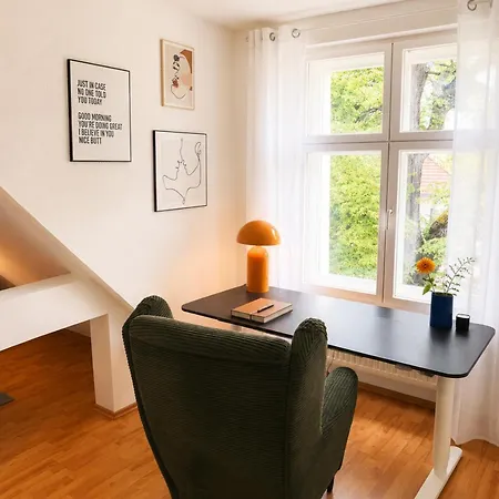 Luxus Designer Maisonette In 1a Lage Der Historischen Altstadt Potsdams Mit 150 Qm Und Privater Dachterrasse Apartment