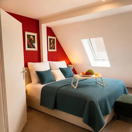 Luxus Designer Maisonette In 1a Lage Der Historischen Altstadt Potsdams Mit 150 Qm Und Privater Dachterrasse