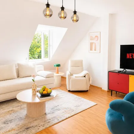 Luxus Designer Maisonette In 1a Lage Der Historischen Altstadt Potsdams Mit 150 Qm Und Privater Dachterrasse *