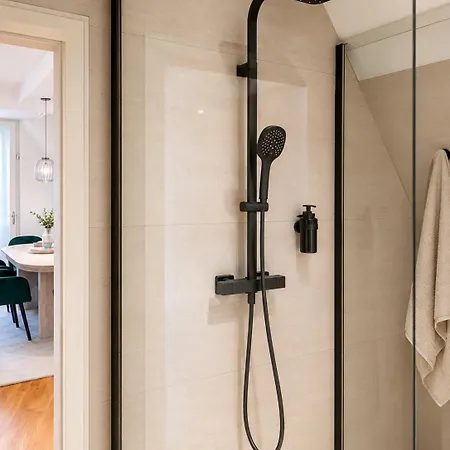 Luxus Designer Maisonette In 1a Lage Der Historischen Altstadt Potsdams Mit 150 Qm Und Privater Dachterrasse Apartment *